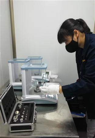 “计量服务”助力“春晚红”口罩快速扩产